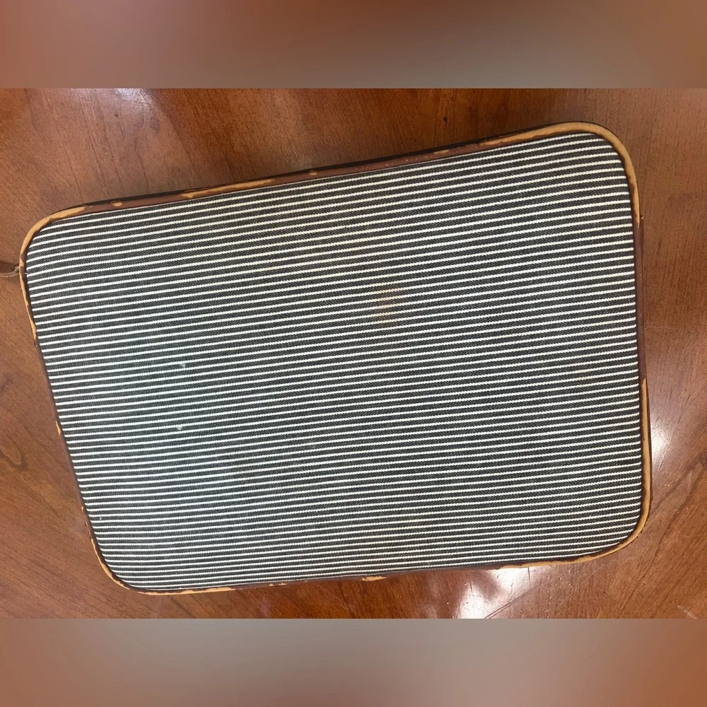 Laptop sleeve